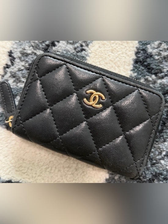 CHANEL Handbags - CHANEL Black Quilted Zip-Around Card Wallet with Gold CC